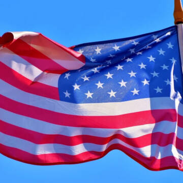 Трамп: Українці можуть залишитися в США до кінця війни