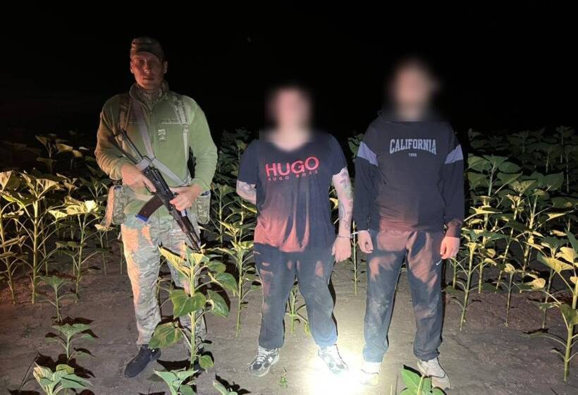 На Вінниччині прикордонники затримали двох порушників, які намагалися перетнути кордон разом із мамою