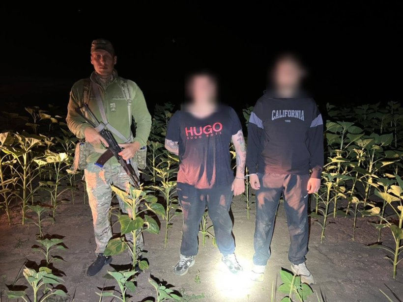 На Вінниччині прикордонники затримали двох порушників, які намагалися перетнути кордон разом із мамою
