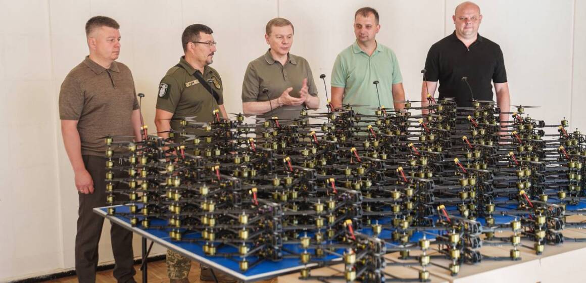 Понад 1100 FPV, спецавтомобіль, БПЛА «Щедрик»: Міжрегіональний координаційний гумштаб відзвітував про допомогу військовим за три тижні