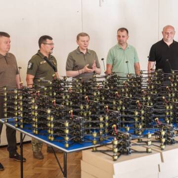Понад 1100 FPV, спецавтомобіль, БПЛА «Щедрик»: Міжрегіональний координаційний гумштаб відзвітував про допомогу військовим за три тижні