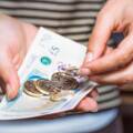 Мільйони українців живуть за межею бідності