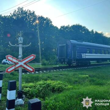 На Вінниччині чоловік потрапив під потяг і загинув
