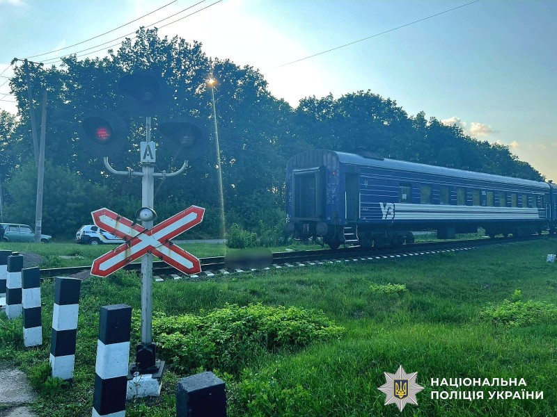 На Вінниччині чоловік потрапив під потяг і загинув