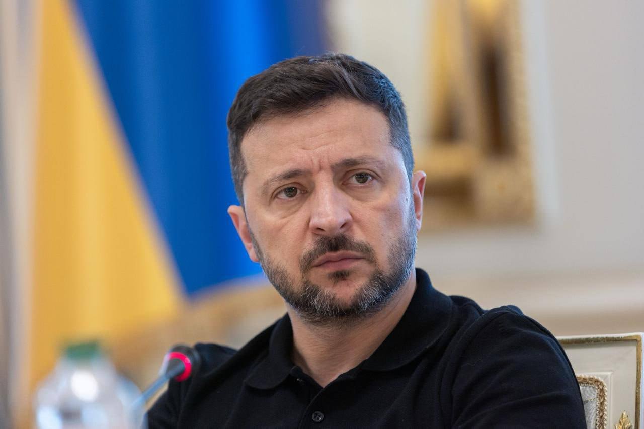 Зеленський повідомив про відновлення військової допомоги зі США