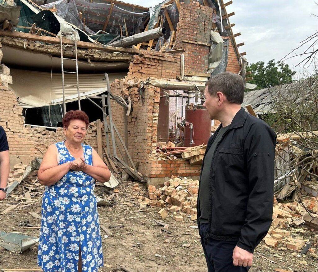 У Писарівці пошкоджено 9 будинків — люди вціліли, служби вже працюють (Фото)