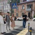 У Вінниці адаптують простір для всіх: новий безбар’єрний маршрут для маломобільних груп