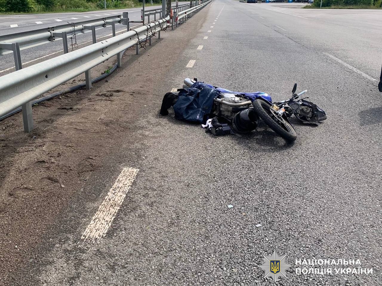 На Вінниччині внаслідок двох ДТП постраждали мотоциклісти