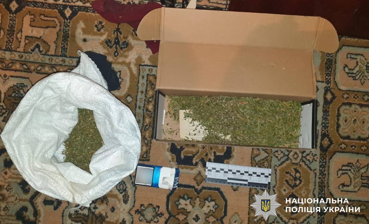 У Хмільницькому районі затримали двох наркоторговців