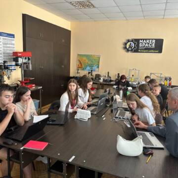У Вінниці вже 150 підлітків пройшли Smart Camp: попереду ще три зміни