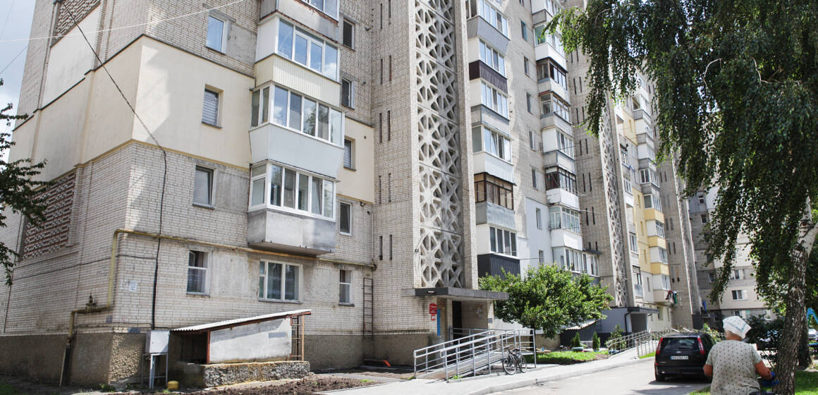 У Вінниці завершили перші етапи створення безбар’єрного маршруту в житлових кварталах