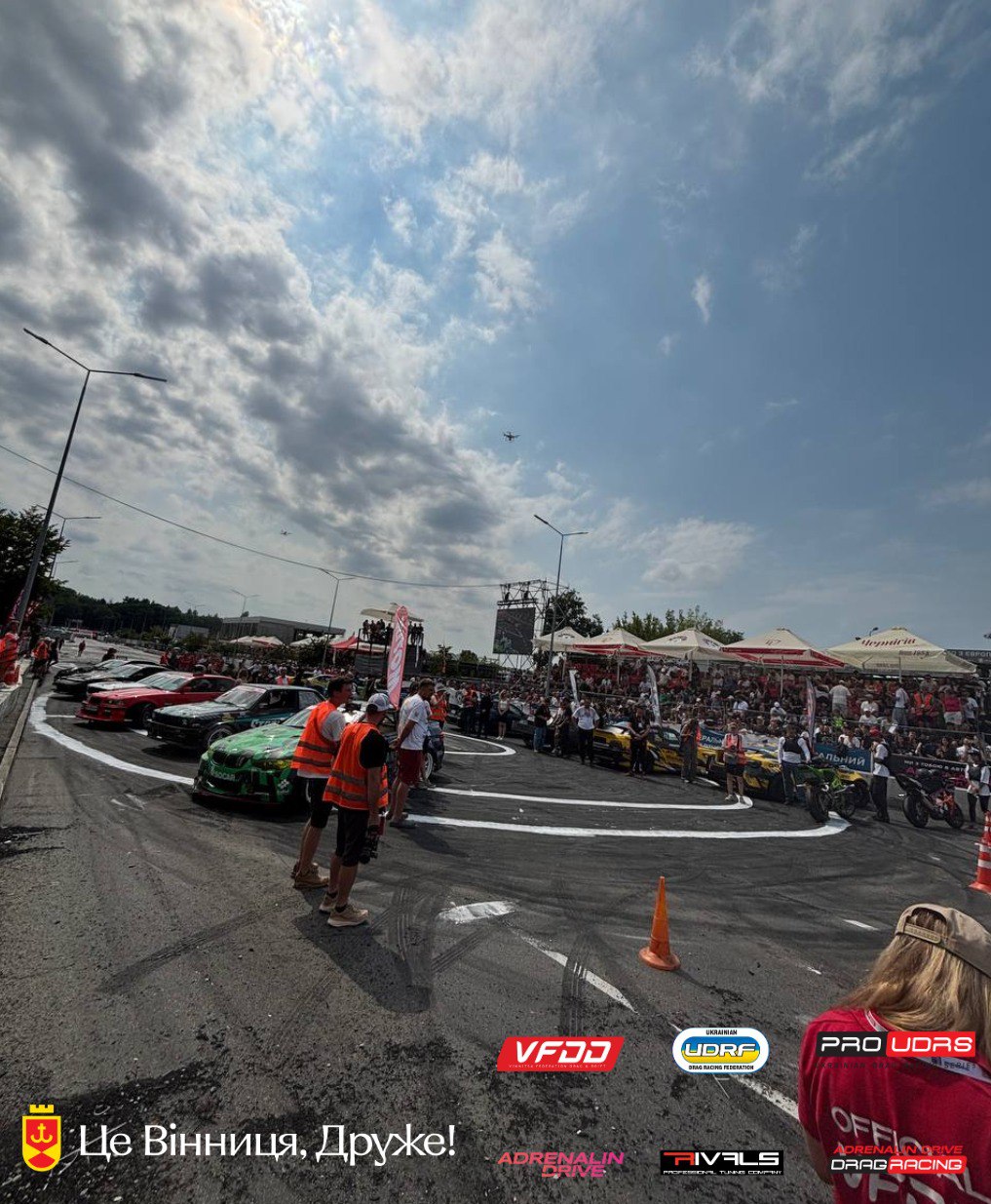 Фінал ADRENALIN DRIVE DRIFTUKRAINE у Вінниці: дим, драйв і шалені маневри
