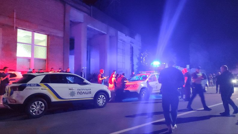 Поліція з’ясовує обставини нічної сутички між вінничанами та ТЦК біля стадіону “Локомотив”