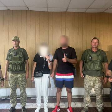 На Фінниччині фіктивне подружжя намагалось виїхати за кордон
