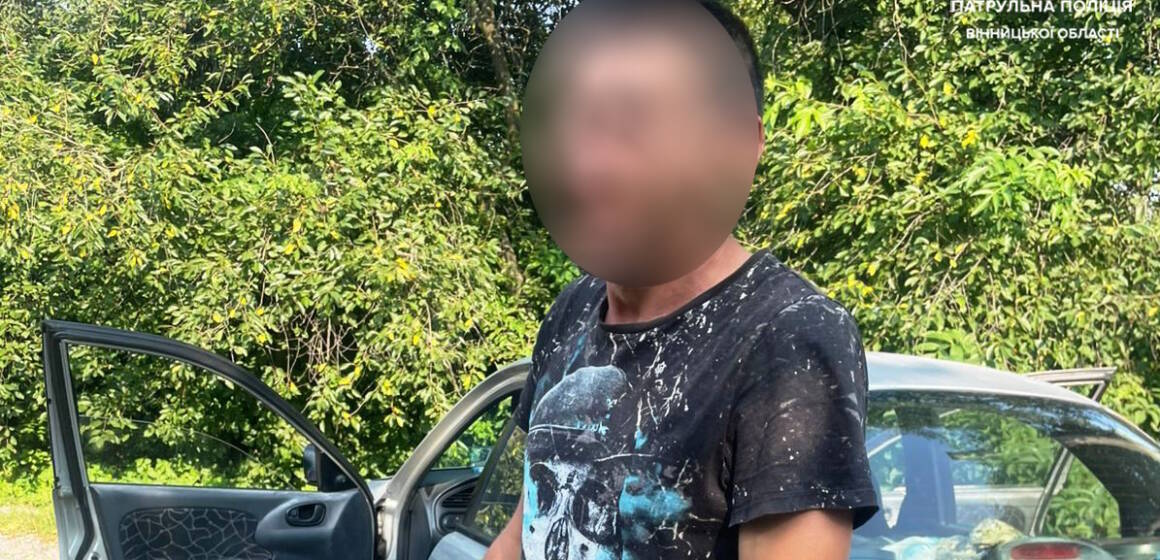 У Вінниці п’яний водій ЗАЗ чинив опір поліції