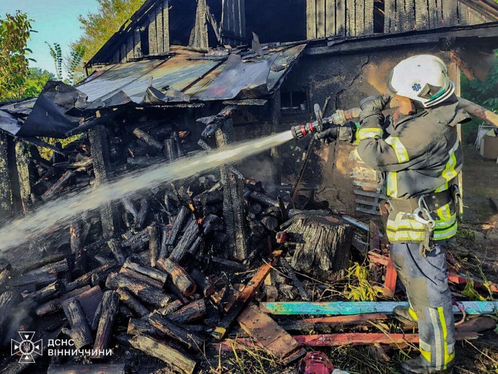 На Вінниччині рятувальники ліквідували 9 пожеж за добу