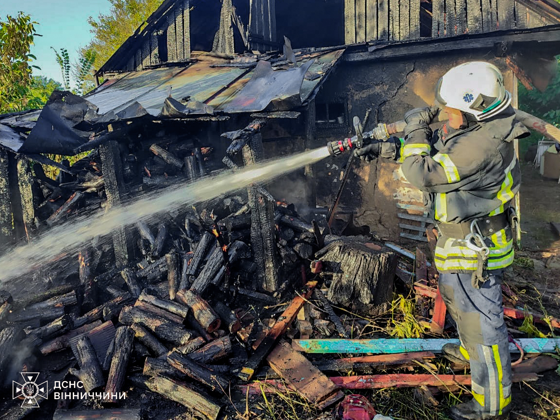 На Вінниччині рятувальники ліквідували 9 пожеж за добу