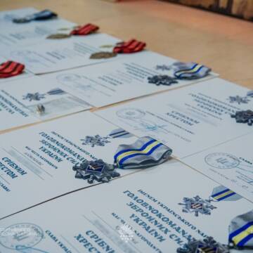 Вінницьких оборонців з «Червоної Калини» відзначили нагородами за службу на фронті