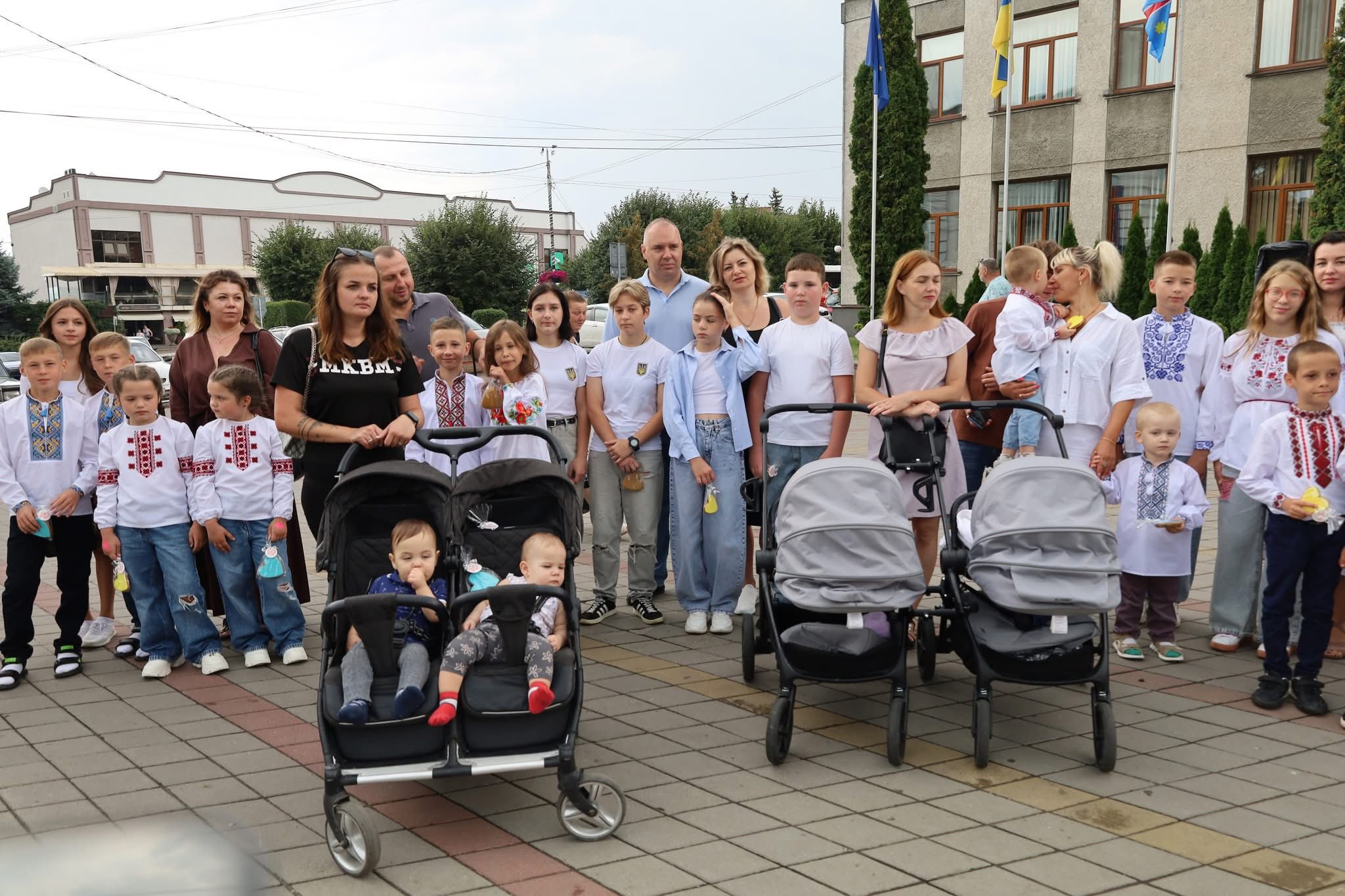 Близюки та двійнята зі Жмеринки