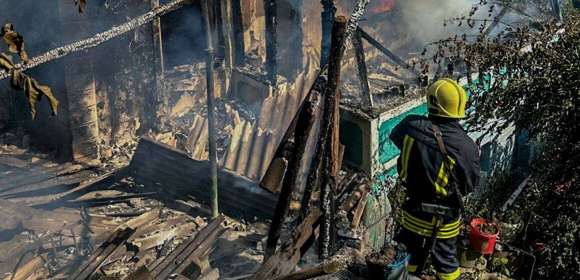 За добу на Вінниччині сталося вісім пожеж: горіли будинки та чагарники