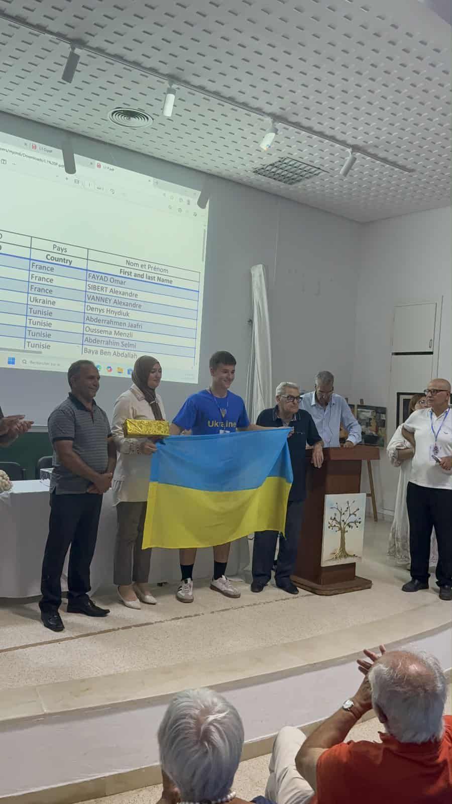 Денис Гнидюк на чемпіонаті за математики
