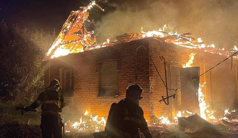 За добу в області сталося 31 пожежа: горіли будівлі, сіно та суха трава