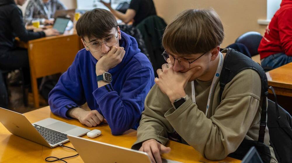 Ніхто не хоче там вчитись: виші, які провалили вступну кампанію 2025