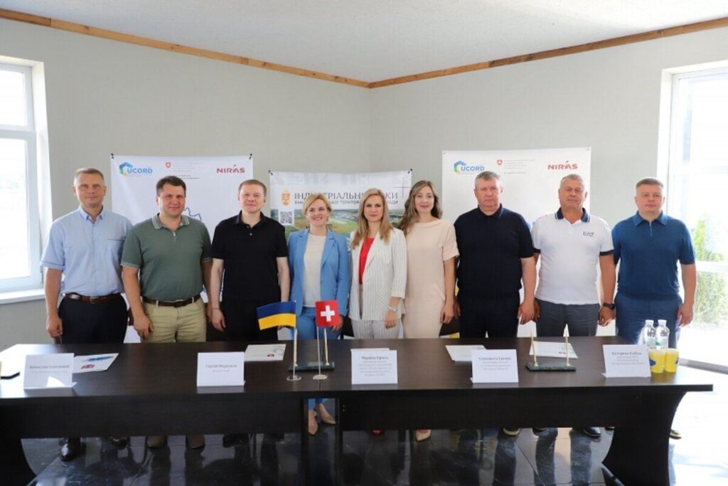 Розбудова індустріальних парків: у Вінниці підписали важливий меморандум