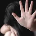 Жінка катувала власну доньку
