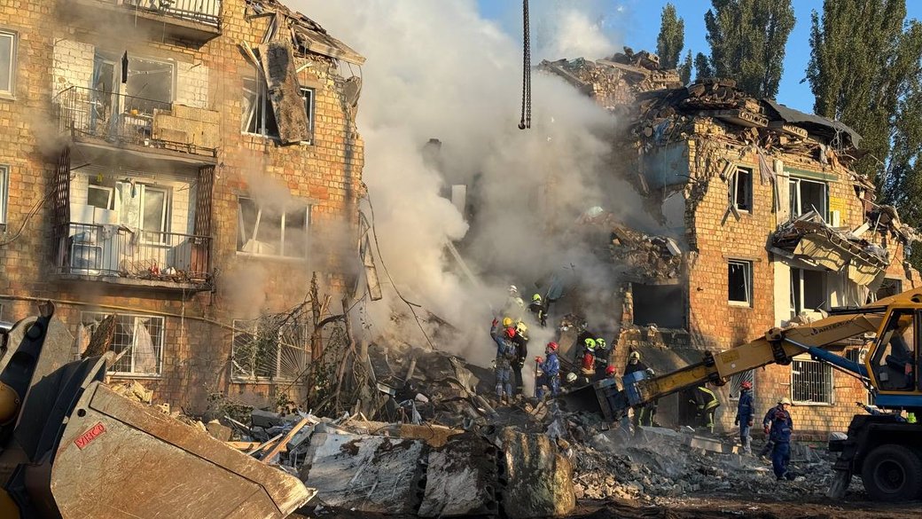 Внаслідок масованої атаки на Київ загинуло восьмеро людей, серед них — дитина