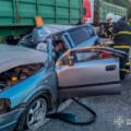 Розтрощений легковик внаслідок аварії на Вінниччині