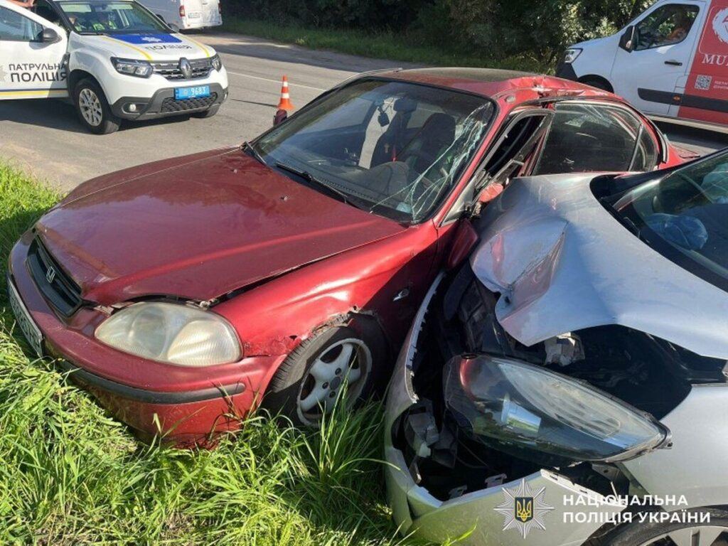 ДТП у Вінниці 14 серпня, зіткнулися Хонда і Рено