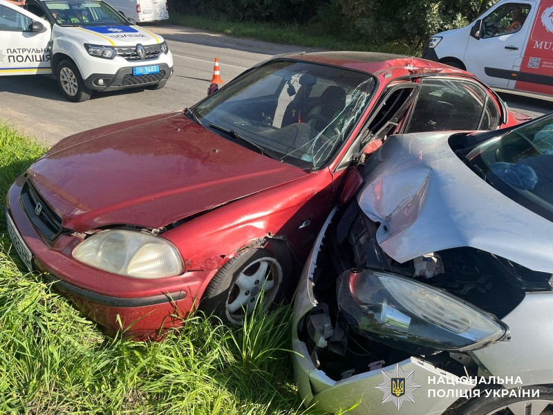 ДТП у Вінниці 14 серпня, зіткнулися Хонда і Рено