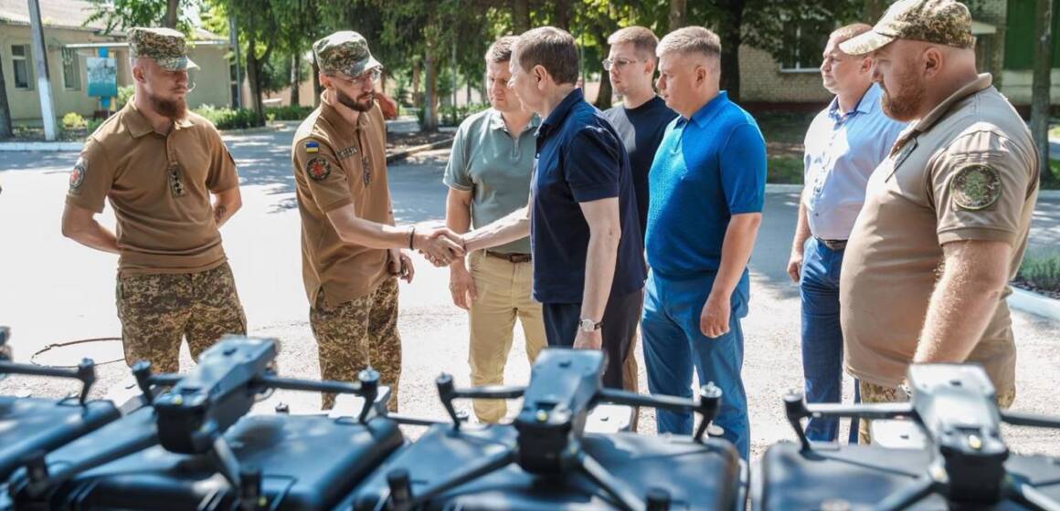 Міжрегіональний координаційний гуманітарний штаб передав дрони нового типу нацгвардійцям з «Червоної калини»
