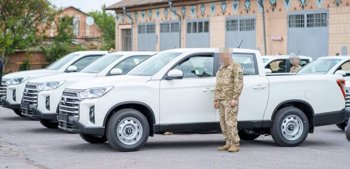 Прикордонний загін отримав позашляховики у Вінниці