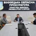 Прокурор Вінниччини особисто контролює справу військового, у якого відібрали землю і знищили будинок