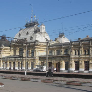 У Жмеринці сталася аварія на залізниці: з рейок зійшов електропоїзд