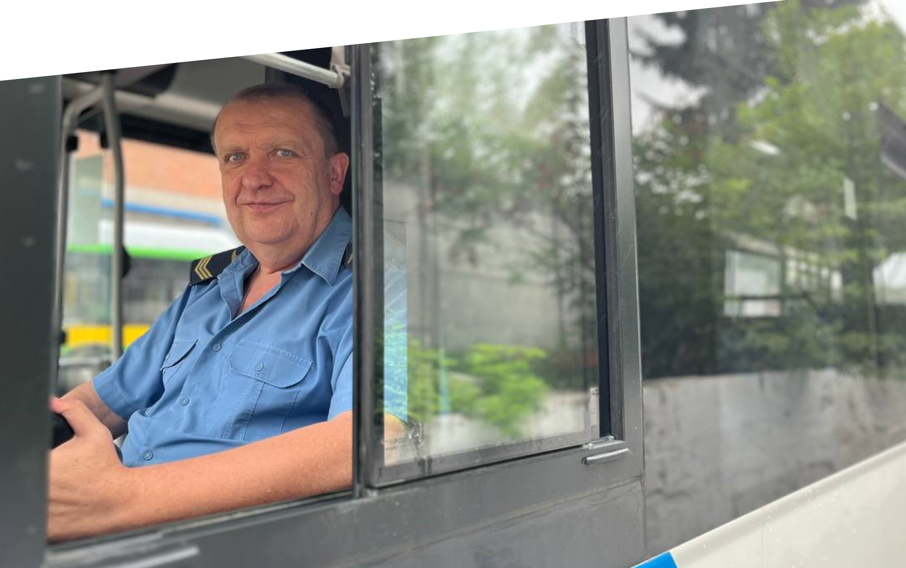 Мріяв бути пілотом, але виявилося, автобус – теж крила. Історія вінницького водія громадського транспорту Сергія Слободянюка