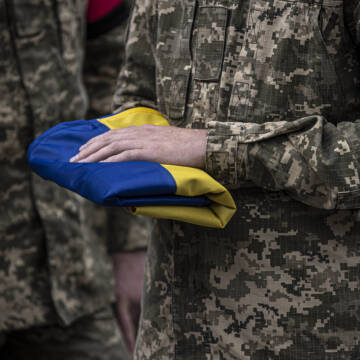 Уряд виплатить 15 млн грн сім’ям військових, які загинули в полоні
