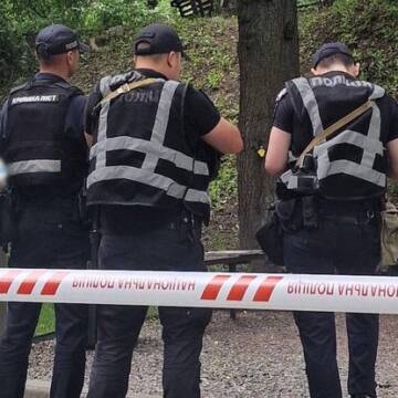 Наруга над пам’яттю: поліція розслідує пошкодження могил на Вінниччині