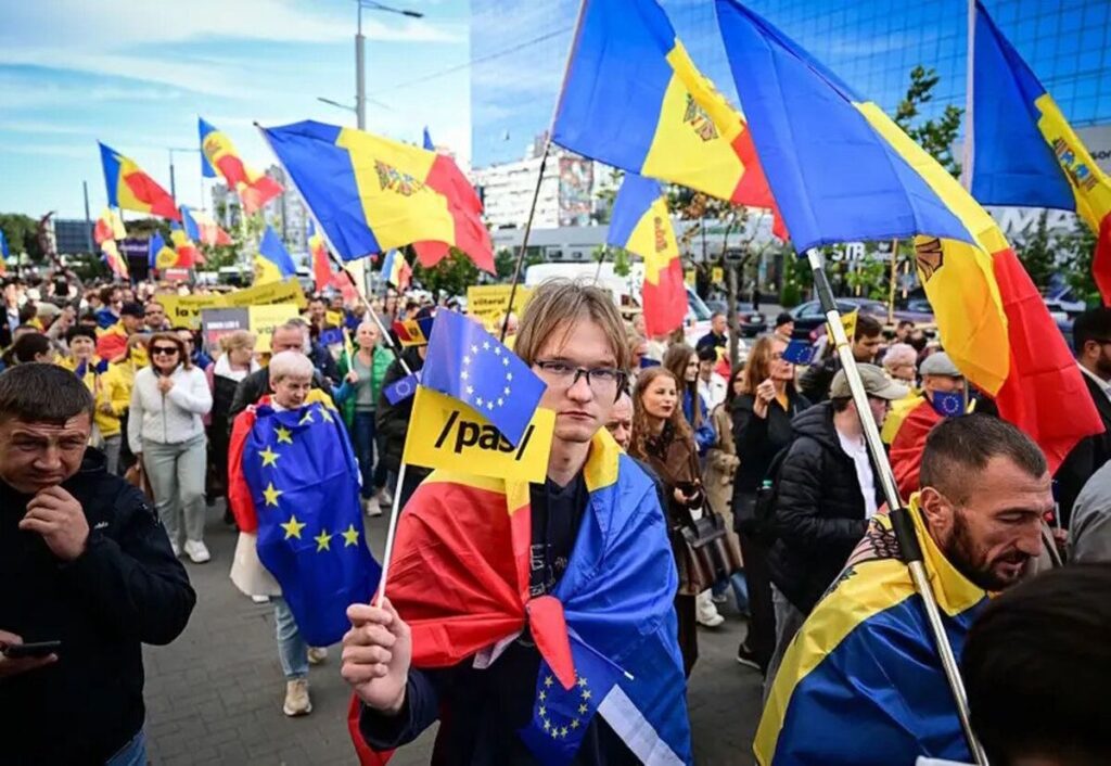 Вибори в Молдові: проєвропейська партія Маї Санду перемогла