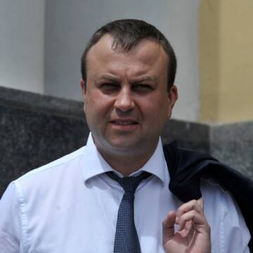Колишній керівник Вінниччини потрапив у скандал – знову махав кулаками