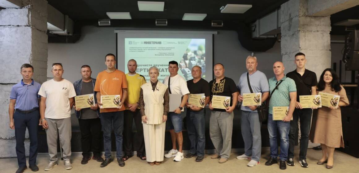 На Вінниччині 20 родин військових отримали грошову допомогу на житло