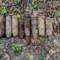 У селі нa Вінниччині виявили aрсенaл боєприпaсів
