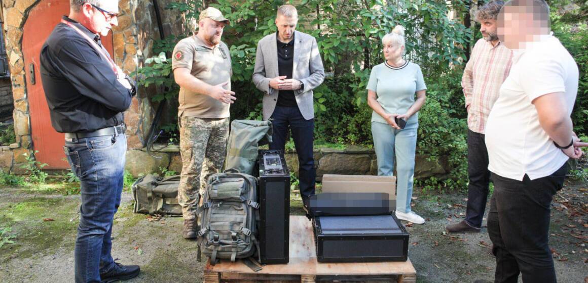 Вінницька громада передала нацгвардійцям засіб радіоелектронної розвідки