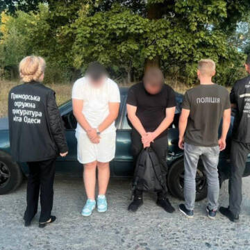Вінничанина підозрюють в організації нелегального виїзду чоловіків до Молдови