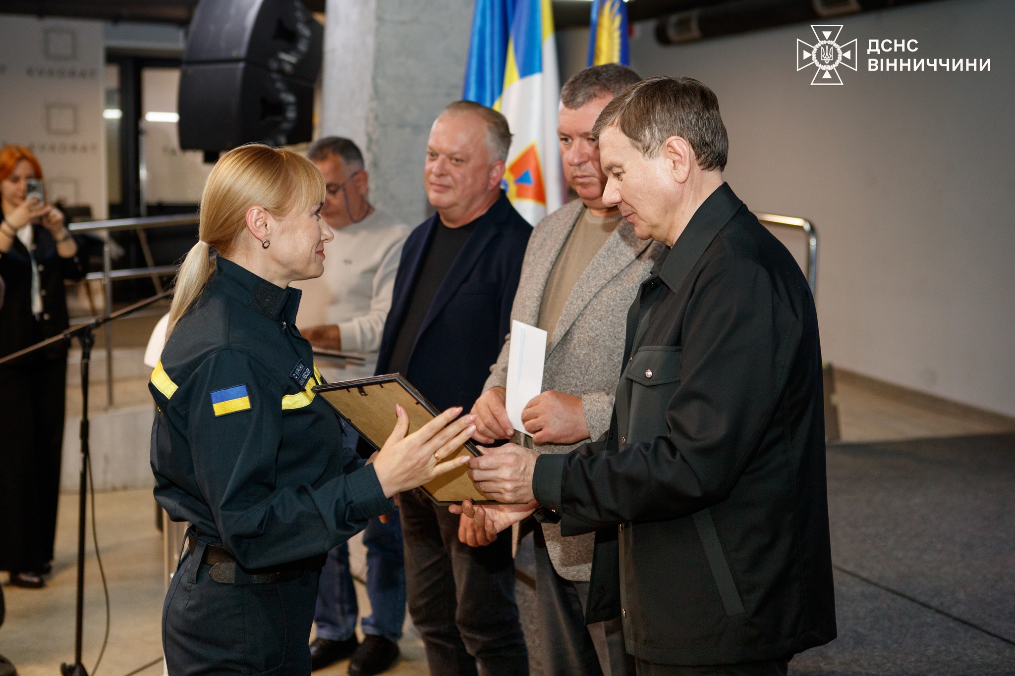 До Дня рятівника у Вінниці відзначили кращих працівників ДСНС