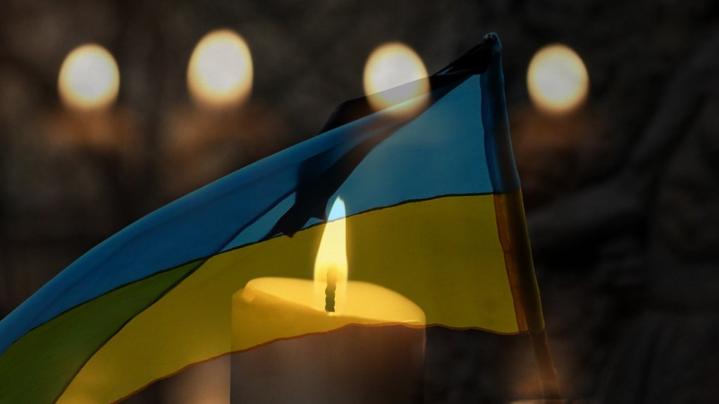 У Вінниці прощаються із полеглими оборонцями – Юрієм Стогнієм та Богданом Давидюком