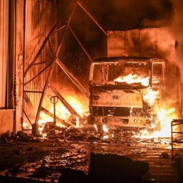 Одещина під вогнем: нічна атака дронів спричинила пожежу на складі
