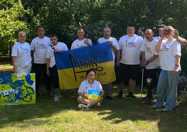У Вінниці ветерани створили картину для аукціону в Британії